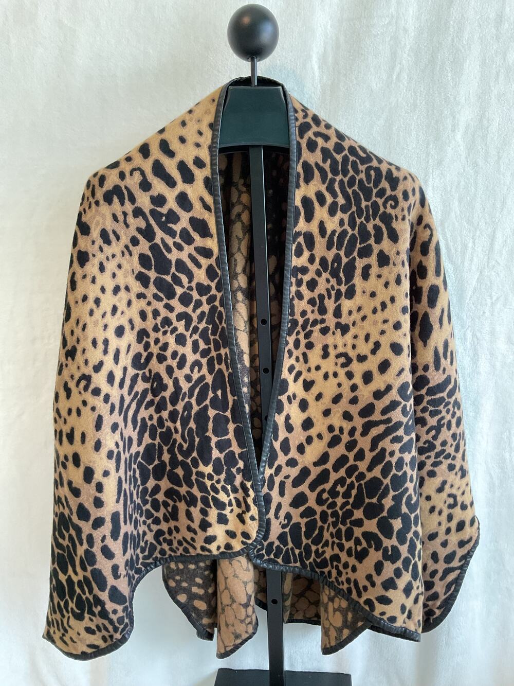 FRAAS Animal Print Poncho Ruana Wrap Brown and Black One Size